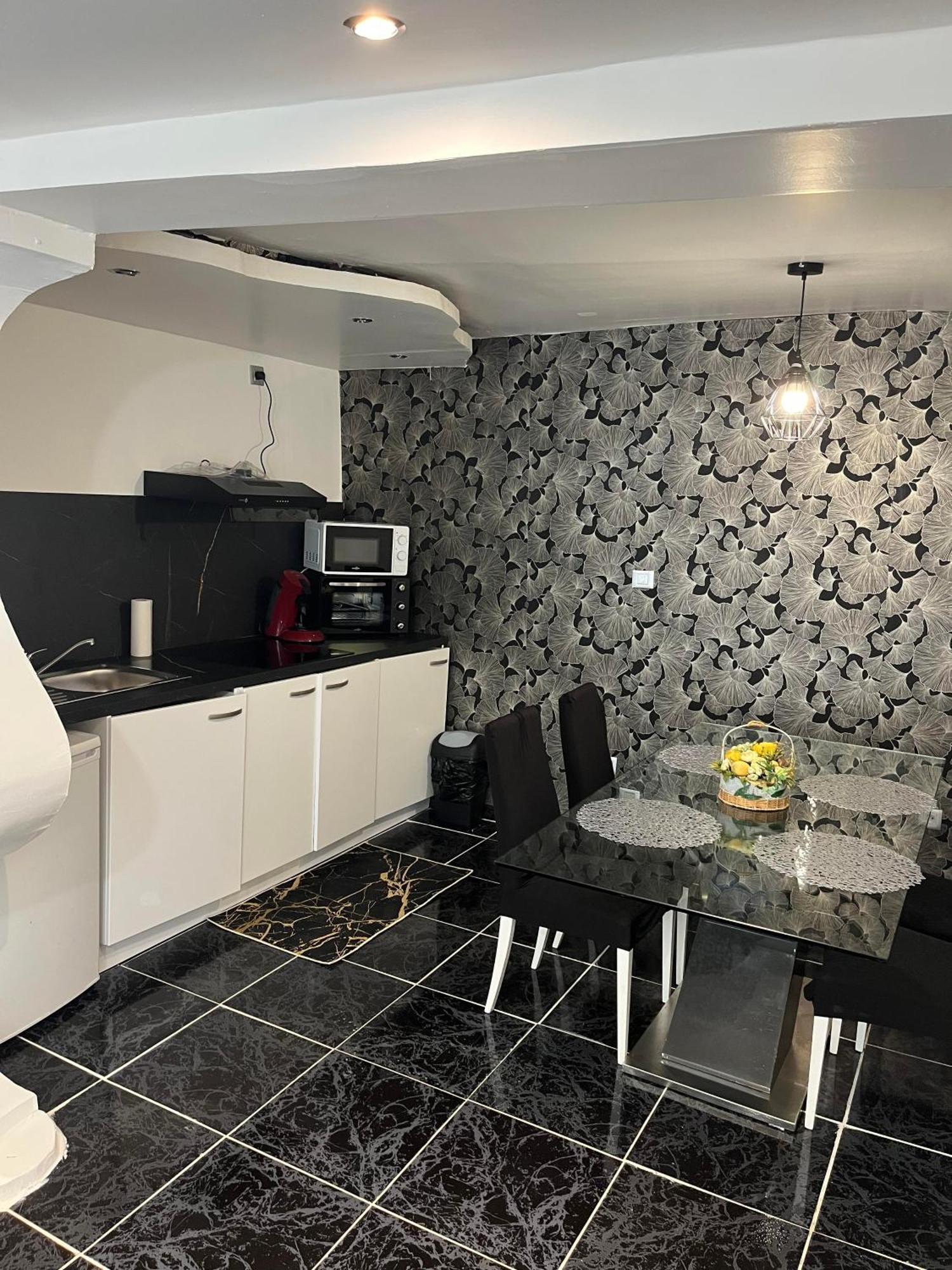 Appartement Numero 1 Diamant Saint-Junien Exterior photo
